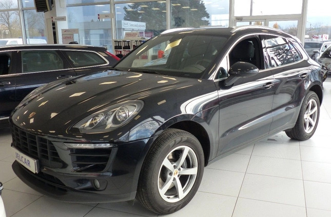 Porsche Macan cena 149999 przebieg: 182000, rok produkcji 2016 z Ropczyce małe 277